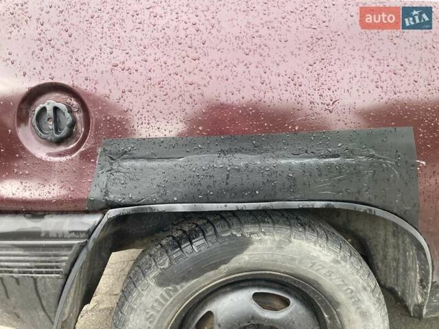 Красный Опель Кадет, объемом двигателя 1.28 л и пробегом 198 тыс. км за 800 $, фото 4 на Automoto.ua