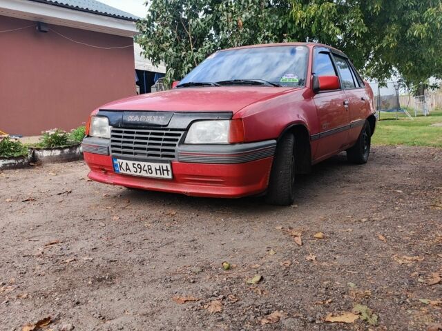 Красный Опель Кадет, объемом двигателя 2 л и пробегом 41 тыс. км за 1177 $, фото 2 на Automoto.ua