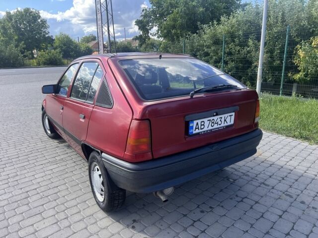 Красный Опель Кадет, объемом двигателя 1.3 л и пробегом 100 тыс. км за 900 $, фото 7 на Automoto.ua