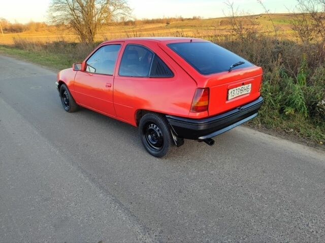 Червоний Опель Кадет, об'ємом двигуна 1.6 л та пробігом 55 тис. км за 750 $, фото 5 на Automoto.ua