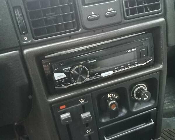 Красный Опель Кадет, объемом двигателя 1.6 л и пробегом 55 тыс. км за 873 $, фото 11 на Automoto.ua