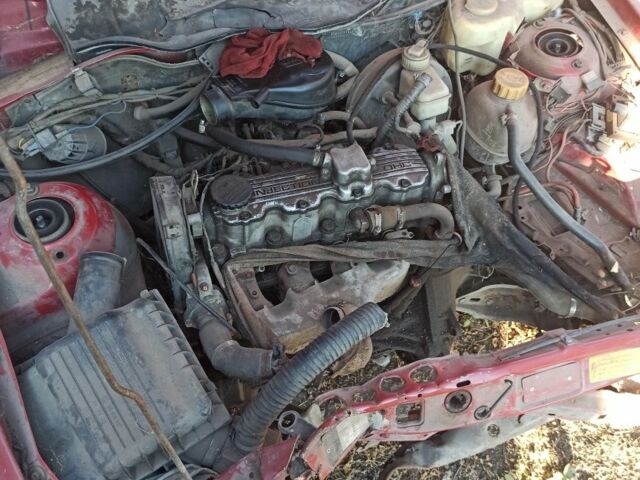 Красный Опель Кадет, объемом двигателя 1.8 л и пробегом 300 тыс. км за 418 $, фото 4 на Automoto.ua