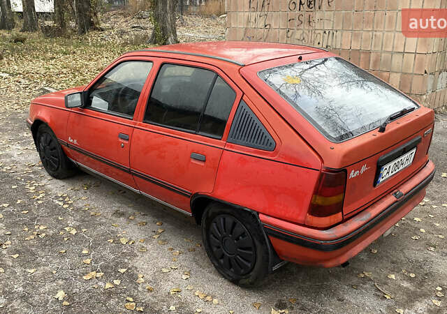 Червоний Опель Кадет, об'ємом двигуна 1.4 л та пробігом 300 тис. км за 650 $, фото 5 на Automoto.ua