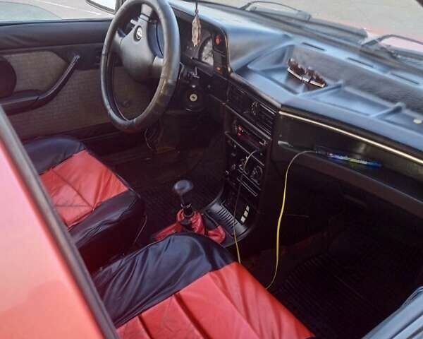 Красный Опель Кадет, объемом двигателя 1.4 л и пробегом 220 тыс. км за 1000 $, фото 1 на Automoto.ua