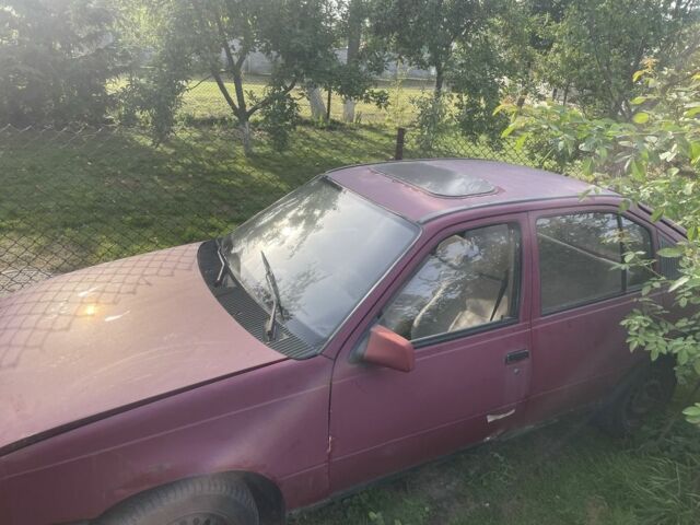 Красный Опель Кадет, объемом двигателя 1.3 л и пробегом 50 тыс. км за 372 $, фото 2 на Automoto.ua