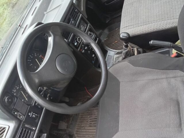 Червоний Опель Кадет, об'ємом двигуна 1.6 л та пробігом 55 тис. км за 949 $, фото 6 на Automoto.ua