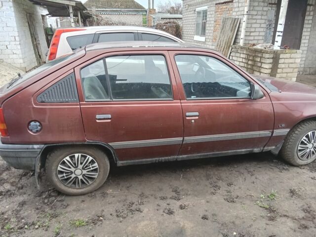 Червоний Опель Кадет, об'ємом двигуна 1.6 л та пробігом 55 тис. км за 949 $, фото 4 на Automoto.ua