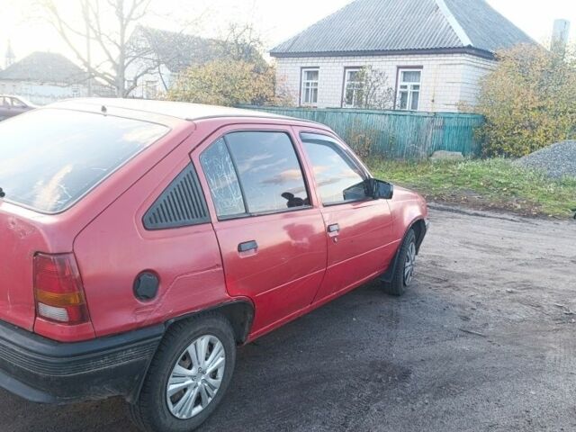 Червоний Опель Кадет, об'ємом двигуна 1 л та пробігом 111 тис. км за 650 $, фото 3 на Automoto.ua