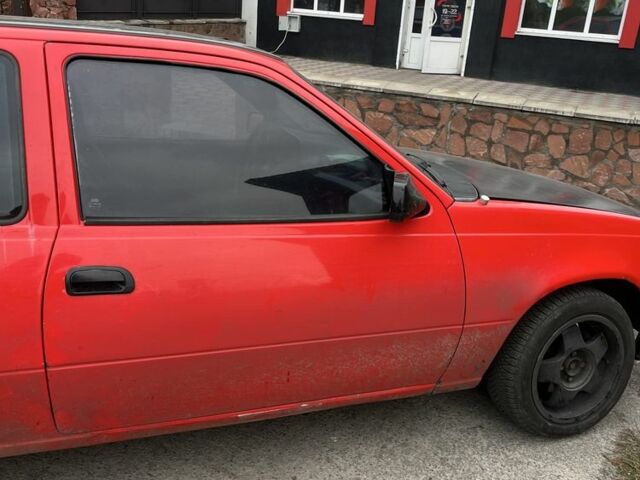 Красный Опель Кадет, объемом двигателя 1.4 л и пробегом 3 тыс. км за 500 $, фото 6 на Automoto.ua