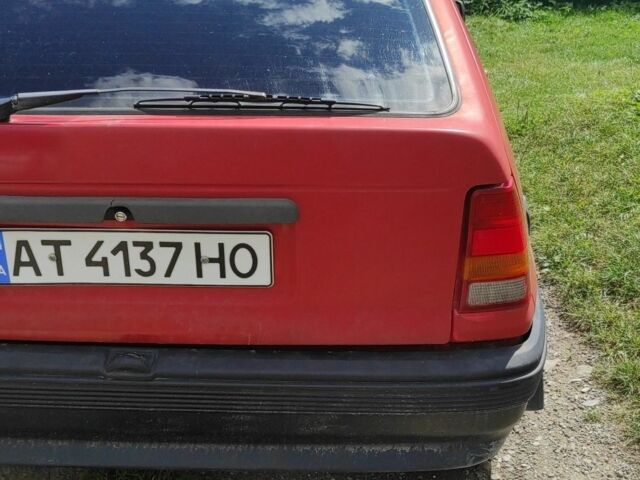 Красный Опель Кадет, объемом двигателя 1.4 л и пробегом 200 тыс. км за 2000 $, фото 4 на Automoto.ua