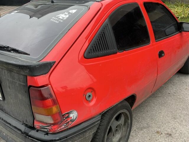 Красный Опель Кадет, объемом двигателя 1.4 л и пробегом 3 тыс. км за 500 $, фото 5 на Automoto.ua