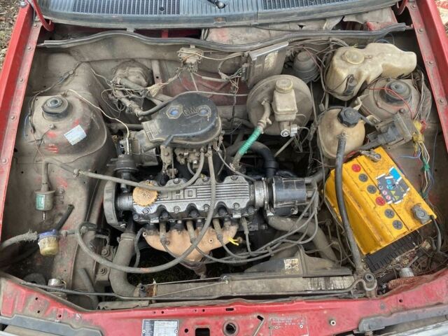 Червоний Опель Кадет, об'ємом двигуна 1 л та пробігом 200 тис. км за 500 $, фото 4 на Automoto.ua