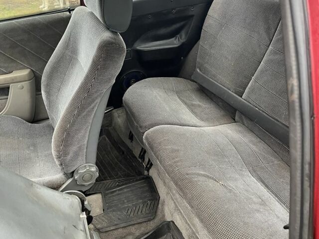 Красный Опель Кадет, объемом двигателя 1.6 л и пробегом 3 тыс. км за 850 $, фото 6 на Automoto.ua