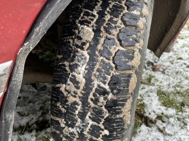 Красный Опель Кадет, объемом двигателя 1.3 л и пробегом 176 тыс. км за 522 $, фото 6 на Automoto.ua