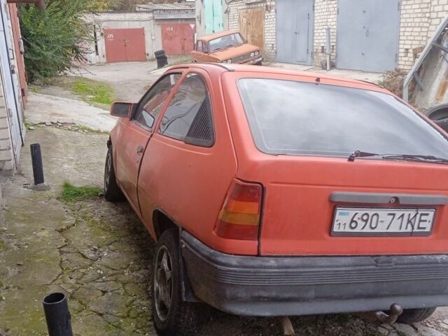 Красный Опель Кадет, объемом двигателя 0 л и пробегом 350 тыс. км за 600 $, фото 6 на Automoto.ua