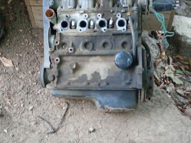 Красный Опель Кадет, объемом двигателя 1.3 л и пробегом 882 тыс. км за 300 $, фото 2 на Automoto.ua