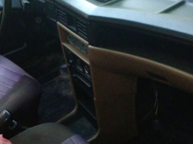 Красный Опель Кадет, объемом двигателя 1.3 л и пробегом 882 тыс. км за 300 $, фото 6 на Automoto.ua