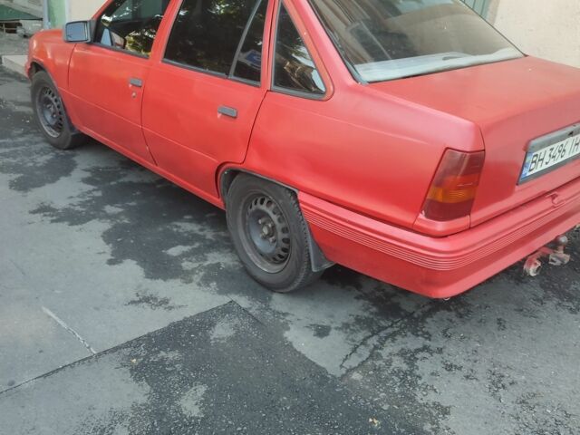 Красный Опель Кадет, объемом двигателя 1.3 л и пробегом 10 тыс. км за 800 $, фото 5 на Automoto.ua