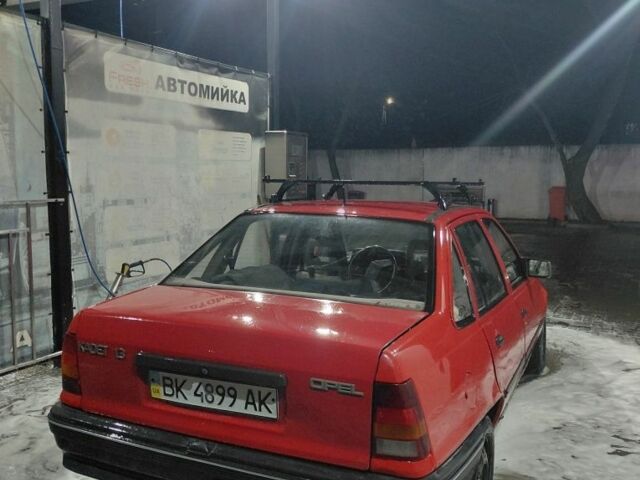 Червоний Опель Кадет, об'ємом двигуна 1.3 л та пробігом 350 тис. км за 350 $, фото 2 на Automoto.ua