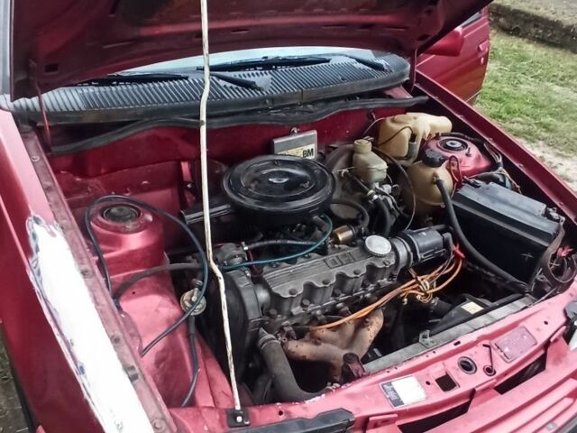 Красный Опель Кадет, объемом двигателя 1.3 л и пробегом 1 тыс. км за 780 $, фото 6 на Automoto.ua