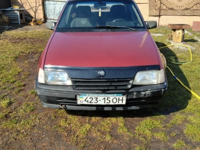 Красный Опель Кадет, объемом двигателя 0 л и пробегом 240 тыс. км за 790 $, фото 1 на Automoto.ua