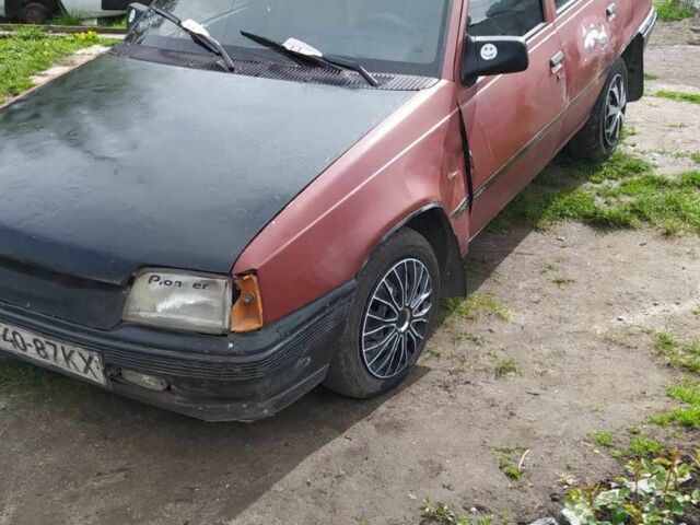 Червоний Опель Кадет, об'ємом двигуна 1.6 л та пробігом 300 тис. км за 500 $, фото 4 на Automoto.ua