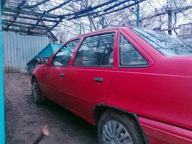 Красный Опель Кадет, объемом двигателя 1.3 л и пробегом 1000 тыс. км за 550 $, фото 4 на Automoto.ua