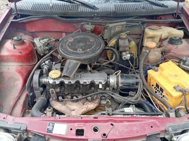 Красный Опель Кадет, объемом двигателя 1.3 л и пробегом 280 тыс. км за 750 $, фото 5 на Automoto.ua