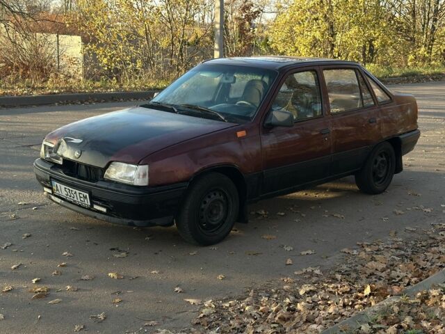 Красный Опель Кадет, объемом двигателя 1.4 л и пробегом 300 тыс. км за 786 $, фото 2 на Automoto.ua