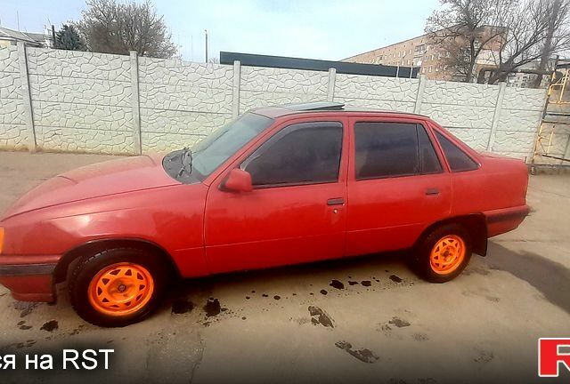 Красный Опель Кадет, объемом двигателя 1.3 л и пробегом 0 тыс. км за 1100 $, фото 1 на Automoto.ua