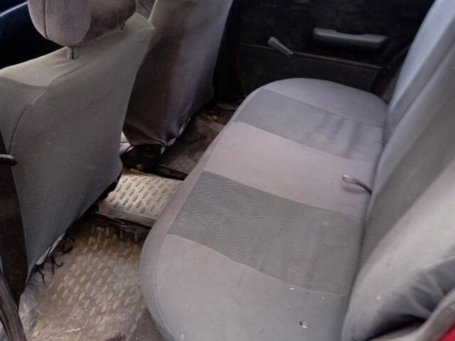 Красный Опель Кадет, объемом двигателя 1.3 л и пробегом 280 тыс. км за 750 $, фото 4 на Automoto.ua