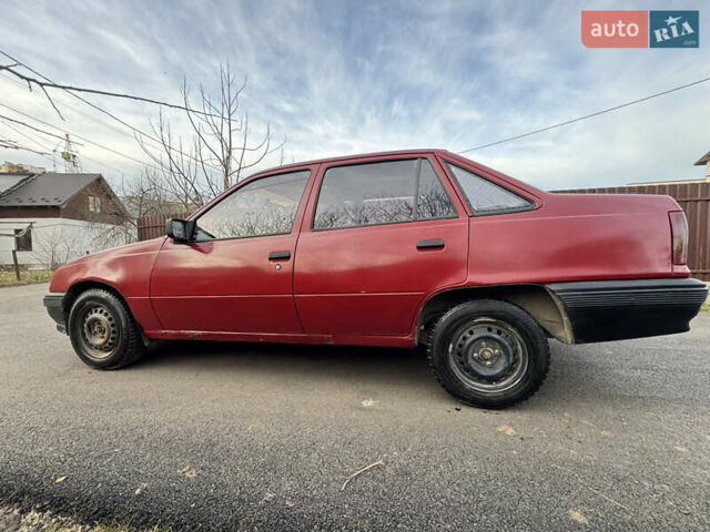 Красный Опель Кадет, объемом двигателя 1.4 л и пробегом 260 тыс. км за 240 $, фото 10 на Automoto.ua