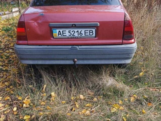 Красный Опель Кадет, объемом двигателя 0 л и пробегом 111 тыс. км за 596 $, фото 3 на Automoto.ua
