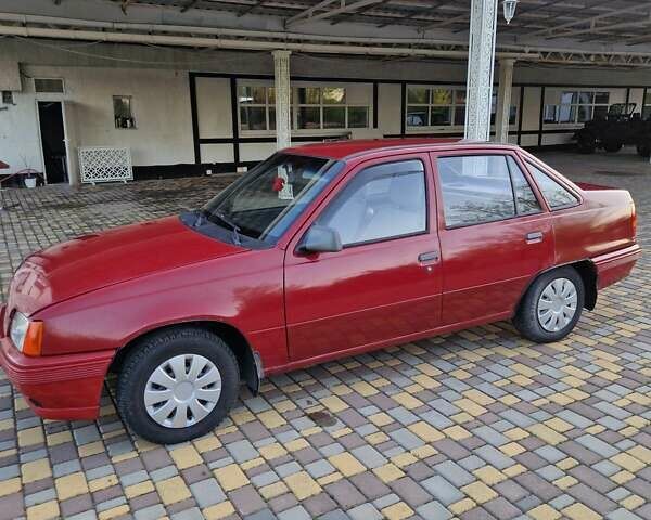 Красный Опель Кадет, объемом двигателя 1.6 л и пробегом 377 тыс. км за 2000 $, фото 8 на Automoto.ua