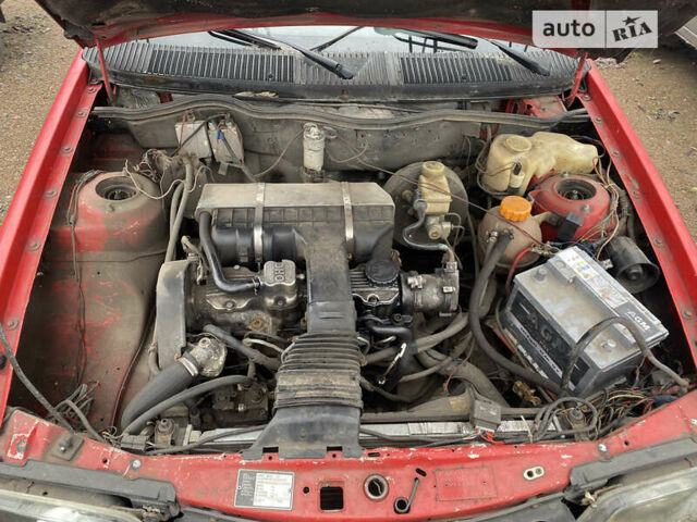 Червоний Опель Кадет, об'ємом двигуна 1.6 л та пробігом 500 тис. км за 1004 $, фото 11 на Automoto.ua