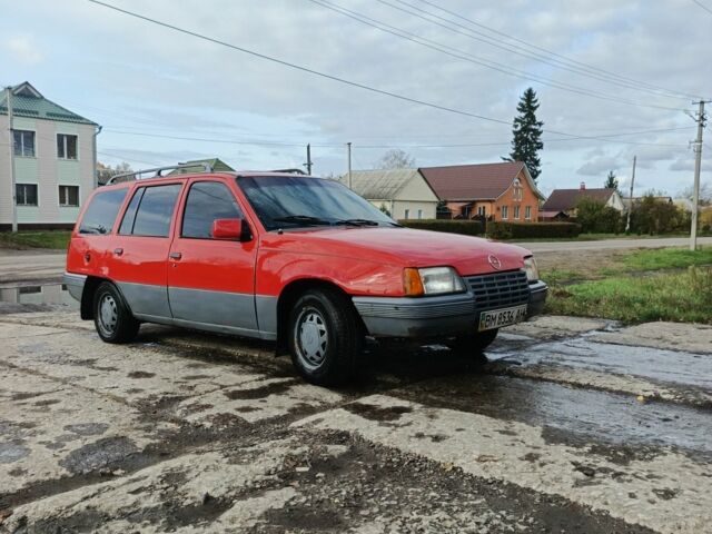 Червоний Опель Кадет, об'ємом двигуна 1 л та пробігом 1 тис. км за 526 $, фото 4 на Automoto.ua