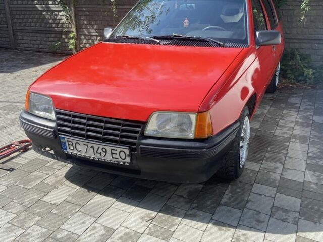 Червоний Опель Кадет, об'ємом двигуна 1.8 л та пробігом 250 тис. км за 720 $, фото 2 на Automoto.ua