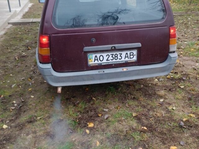 Красный Опель Кадет, объемом двигателя 1 л и пробегом 1000 тыс. км за 400 $, фото 1 на Automoto.ua
