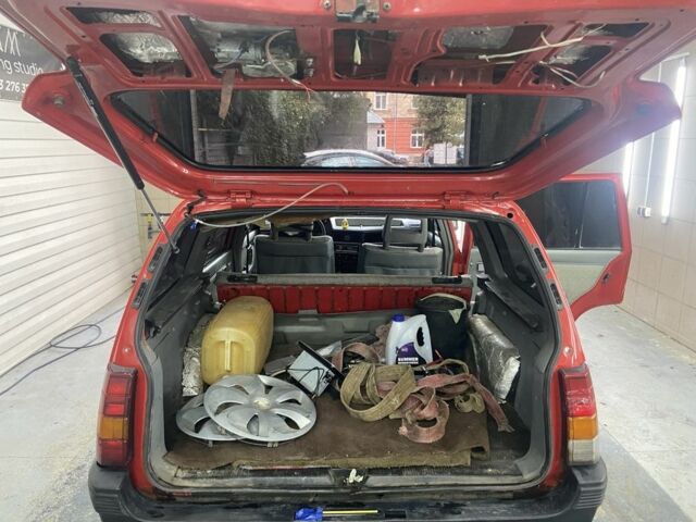 Червоний Опель Кадет, об'ємом двигуна 1.8 л та пробігом 250 тис. км за 720 $, фото 3 на Automoto.ua