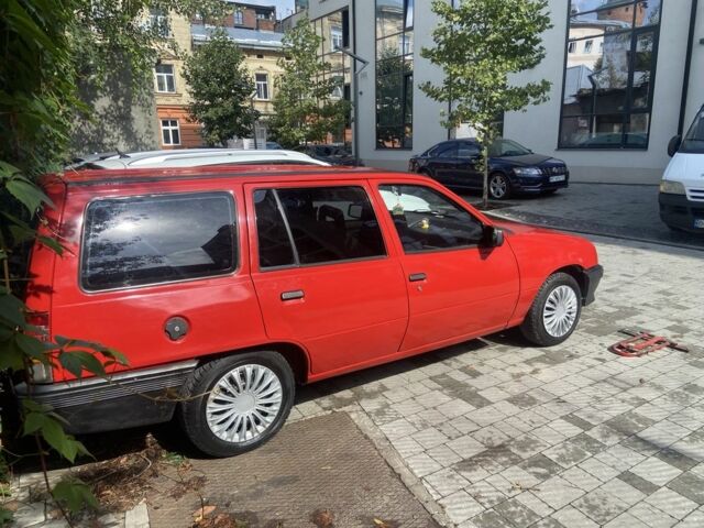 Червоний Опель Кадет, об'ємом двигуна 1.8 л та пробігом 250 тис. км за 720 $, фото 1 на Automoto.ua