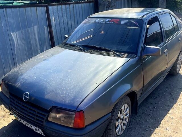 Опель Кадет, объемом двигателя 1.3 л и пробегом 120 тыс. км за 830 $, фото 3 на Automoto.ua