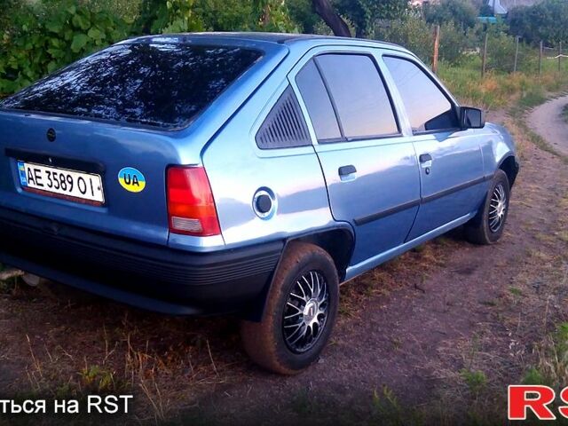 Опель Кадет, объемом двигателя 1.3 л и пробегом 150 тыс. км за 1150 $, фото 10 на Automoto.ua