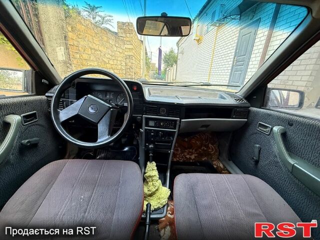 Опель Кадет, объемом двигателя 1.3 л и пробегом 200 тыс. км за 520 $, фото 3 на Automoto.ua