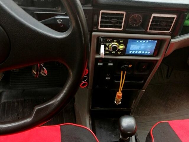 Опель Кадет, объемом двигателя 1.3 л и пробегом 50 тыс. км за 1000 $, фото 2 на Automoto.ua