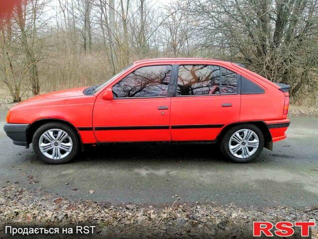 Опель Кадет, объемом двигателя 1.3 л и пробегом 50 тыс. км за 1000 $, фото 1 на Automoto.ua