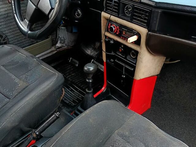 Опель Кадет, объемом двигателя 1.5 л и пробегом 200 тыс. км за 1100 $, фото 8 на Automoto.ua