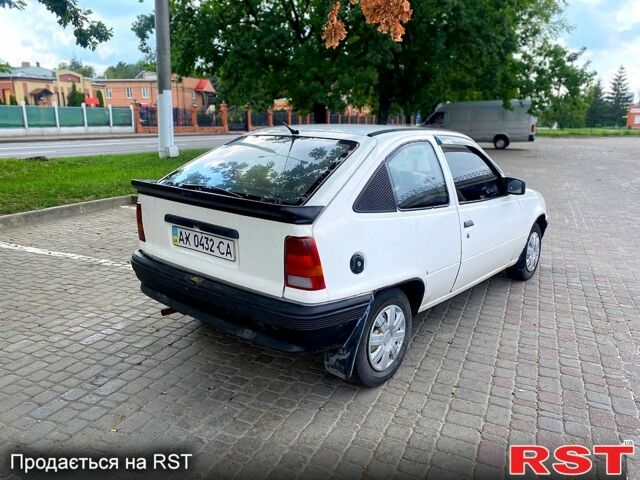 Опель Кадет, объемом двигателя 1.3 л и пробегом 230 тыс. км за 550 $, фото 1 на Automoto.ua