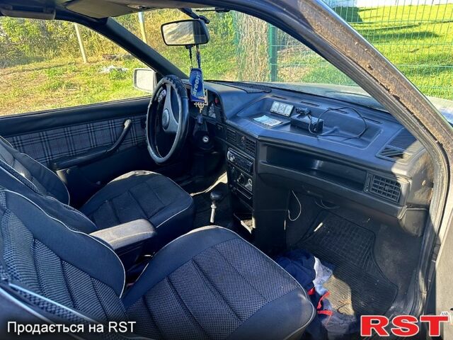 Опель Кадет, объемом двигателя 1.3 л и пробегом 300 тыс. км за 300 $, фото 3 на Automoto.ua