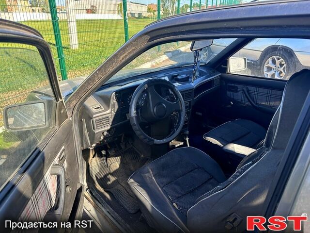 Опель Кадет, объемом двигателя 1.3 л и пробегом 300 тыс. км за 300 $, фото 2 на Automoto.ua