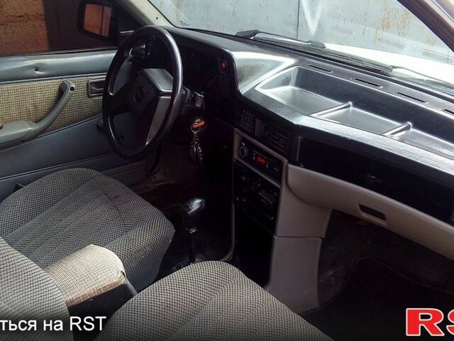 Опель Кадет, объемом двигателя 1.7 л и пробегом 150 тыс. км за 1100 $, фото 10 на Automoto.ua